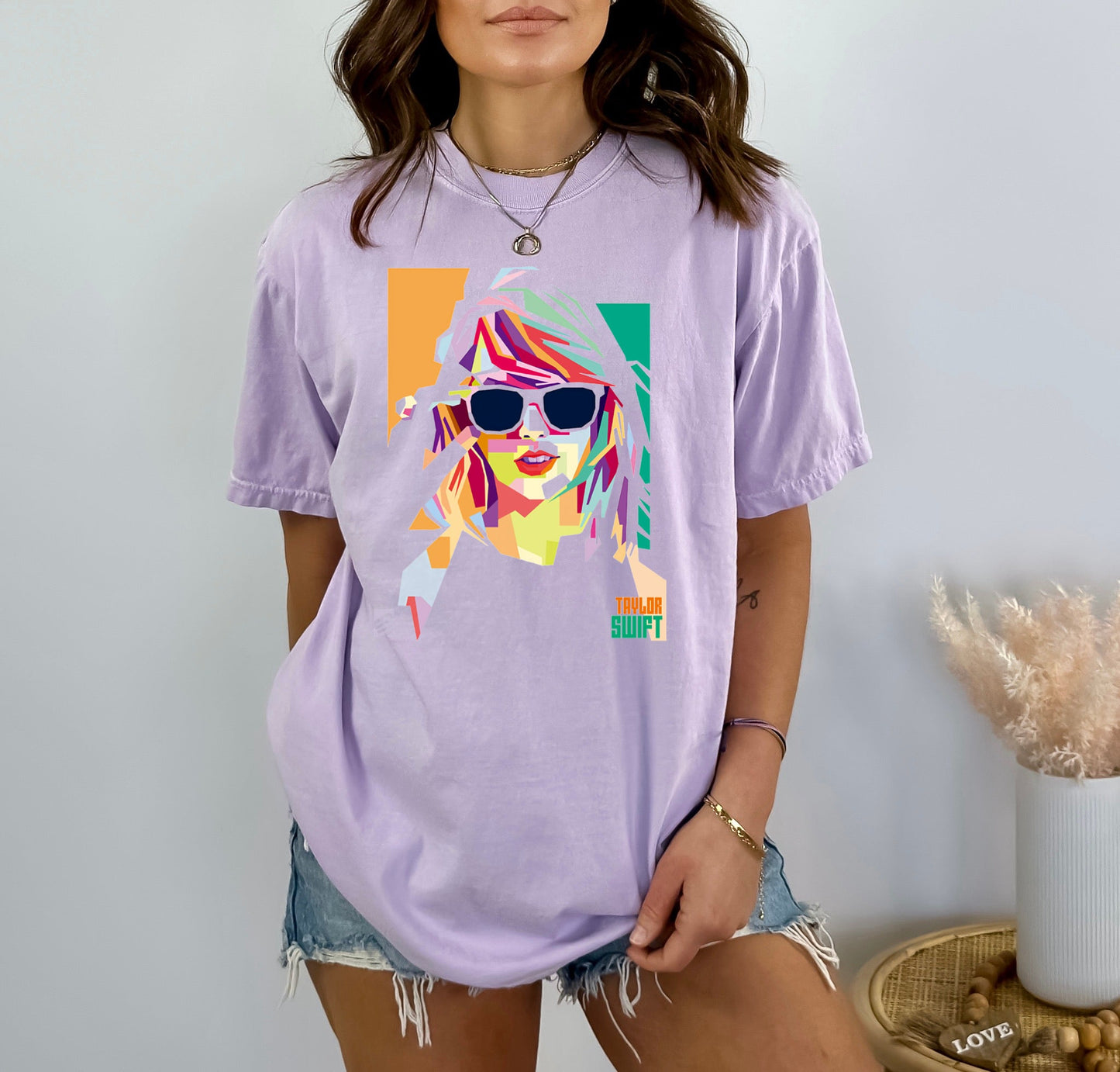 Graphic Taylor Swift - Comfort Tee-1