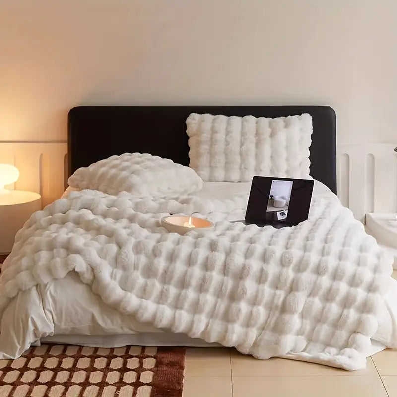 Soft and Cozy Plush Blanket - Vintage Elegance for Ultimate Comfort- White-2