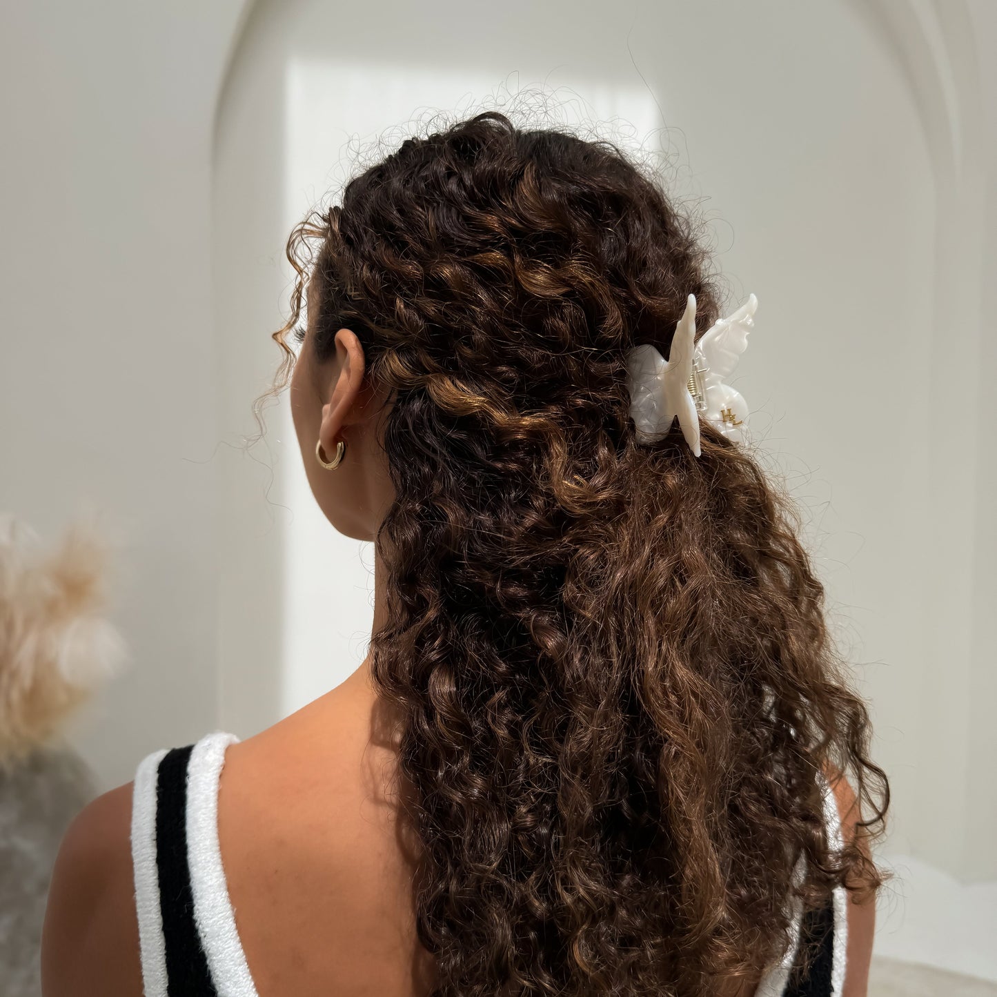 Ecofriendly Acetate Butterfly Claw - Cloud White-4