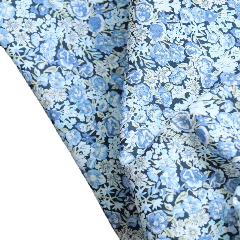 Small Blue Rose Floral 80 Pieces Flat Long Velvet Cotton Printed Fabric