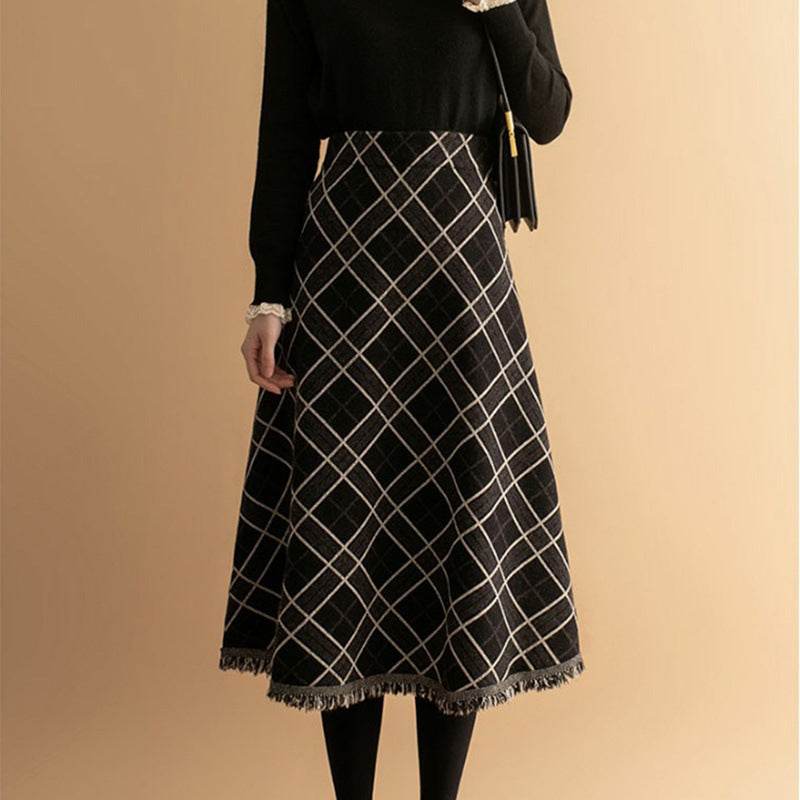 Women Plaid Big Hem Wool Midi Skirt