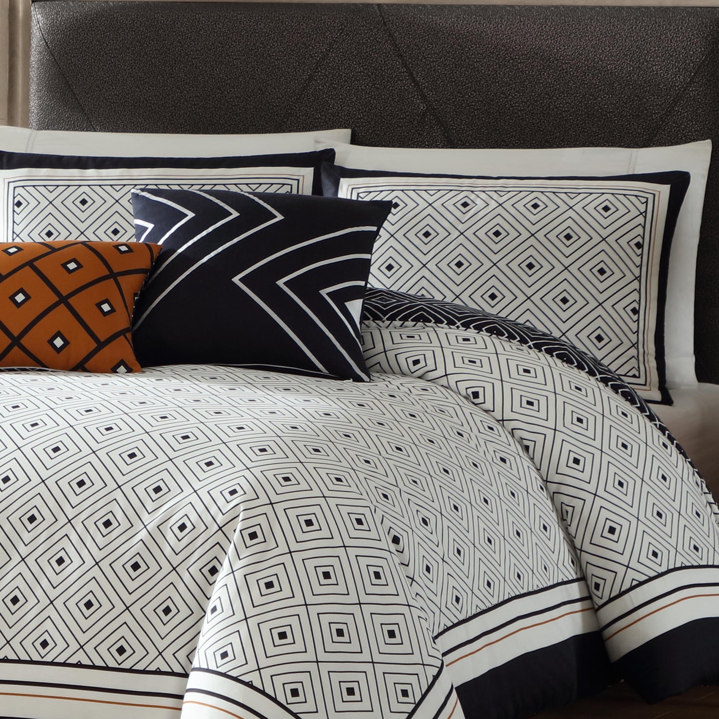 Bebejan Geometric Black & White 5 Piece Reversible Comforter Set-2