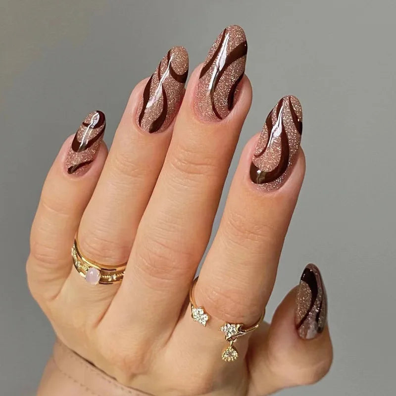 Glamorous Black Almond Stiletto Nails-21