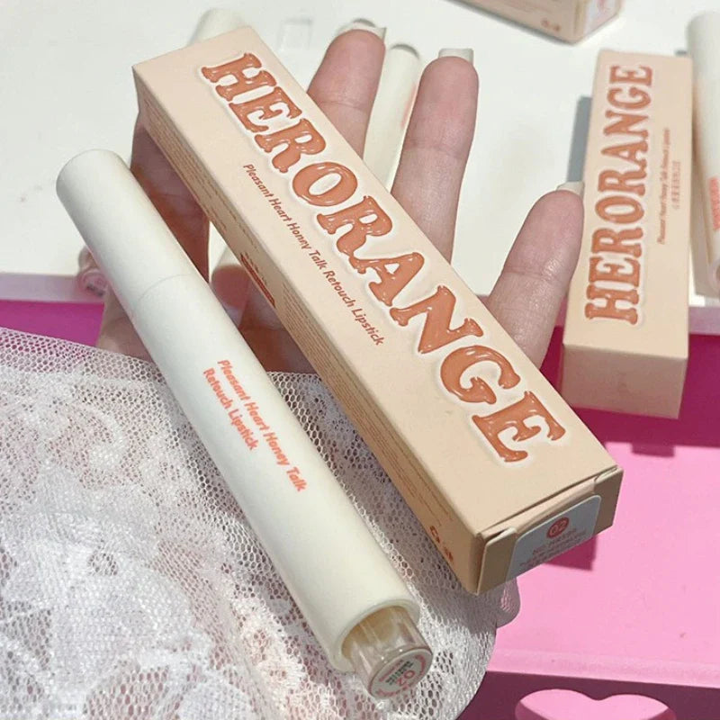 Heart-Shaped Lip Glaze-1