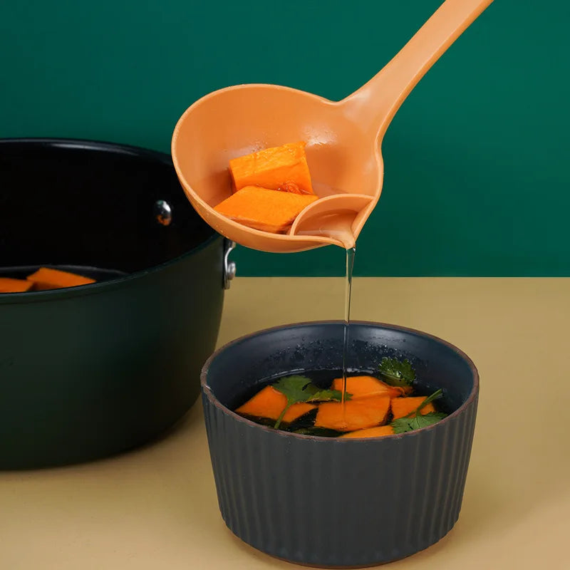 Long Handle Kitchen Filter Spoon Colander Oil Soup Separator Tablespoons creative Tableware Hot Pot Skimmer Scoop with Holes