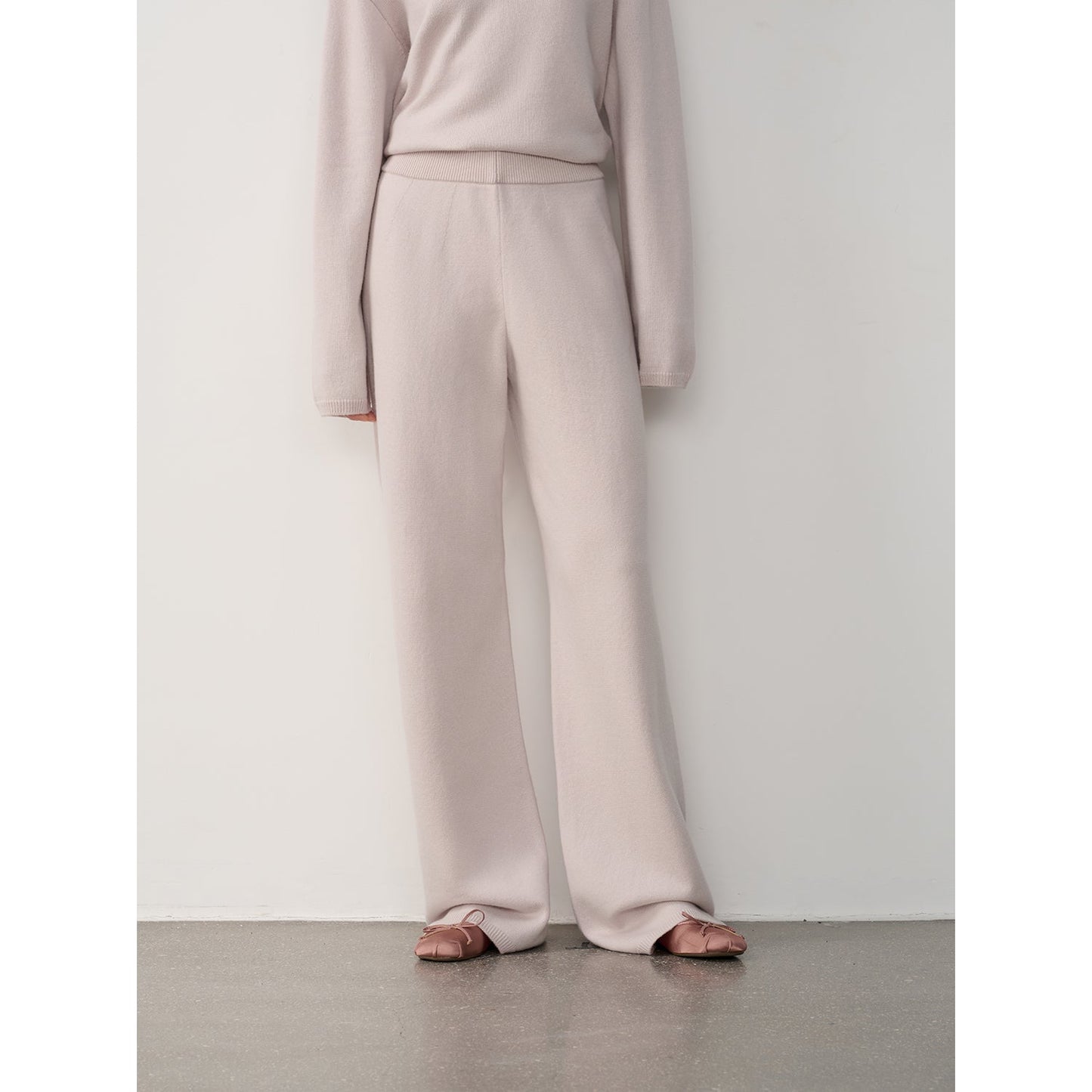 "Fall Winter Mischief" Basalan Merino Wool Knit Outfit-6