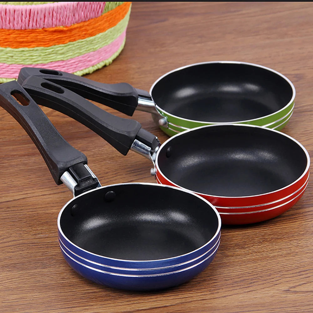 1 Pcs Frying Pan 18CM Frying Pan Non-Stick Steel Frypan Pot Saucepan Random Color For Cookware Kitchen Dining Bar