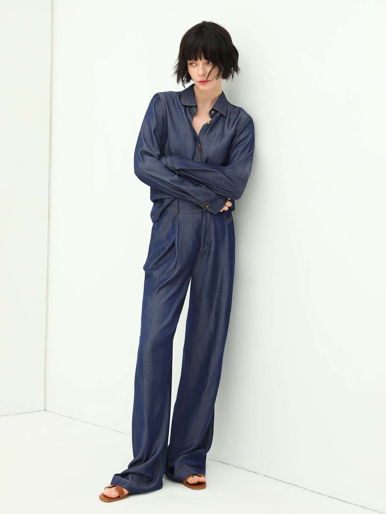 High Waisted Jeans in Navy-1