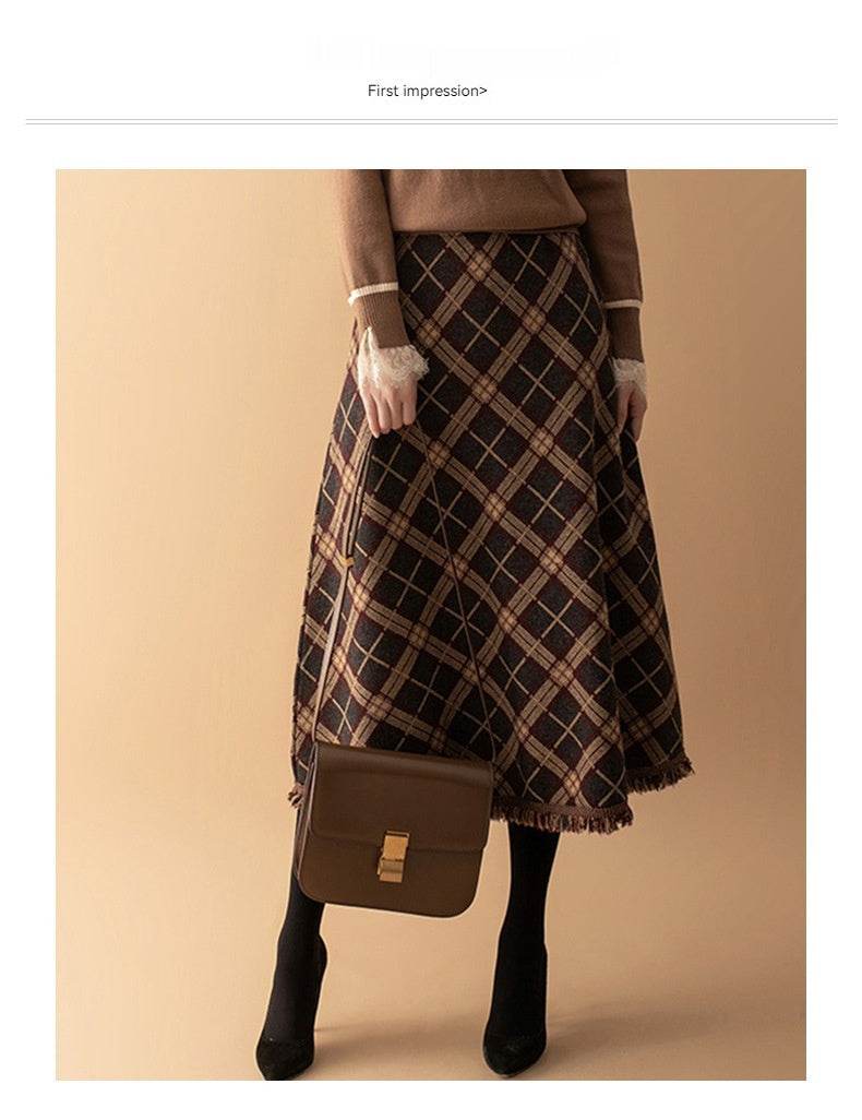 Women Plaid Big Hem Wool Midi Skirt