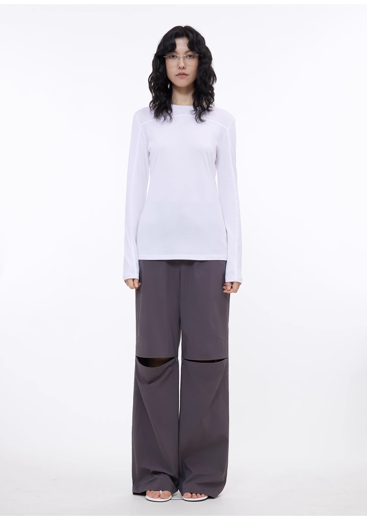 Round neck deconstructed long sleeve T-shirt for women Slim fit and versatile top-4