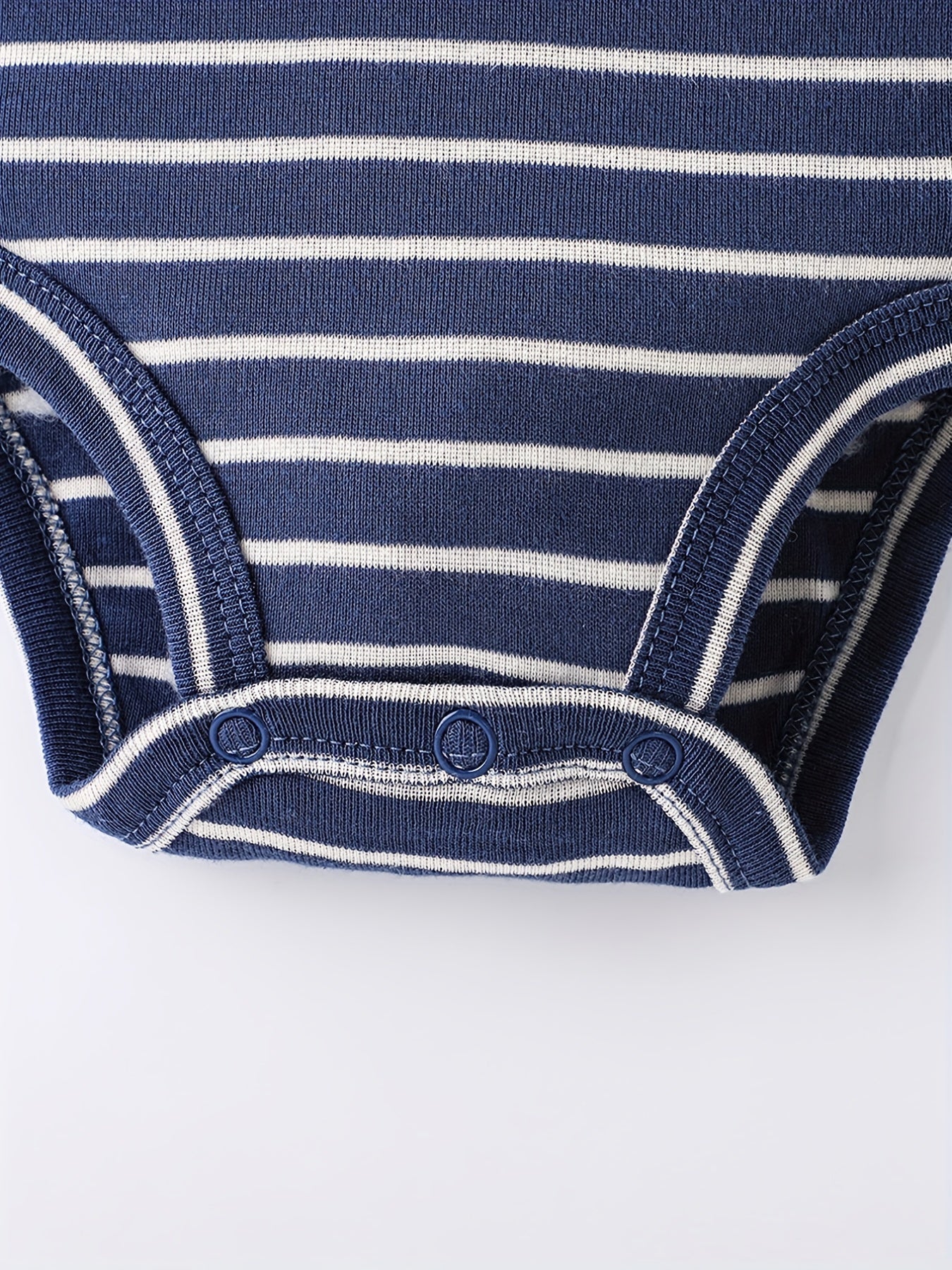 Five-piece Set of Infant and Toddler Short Sleeve Triangle Onesies