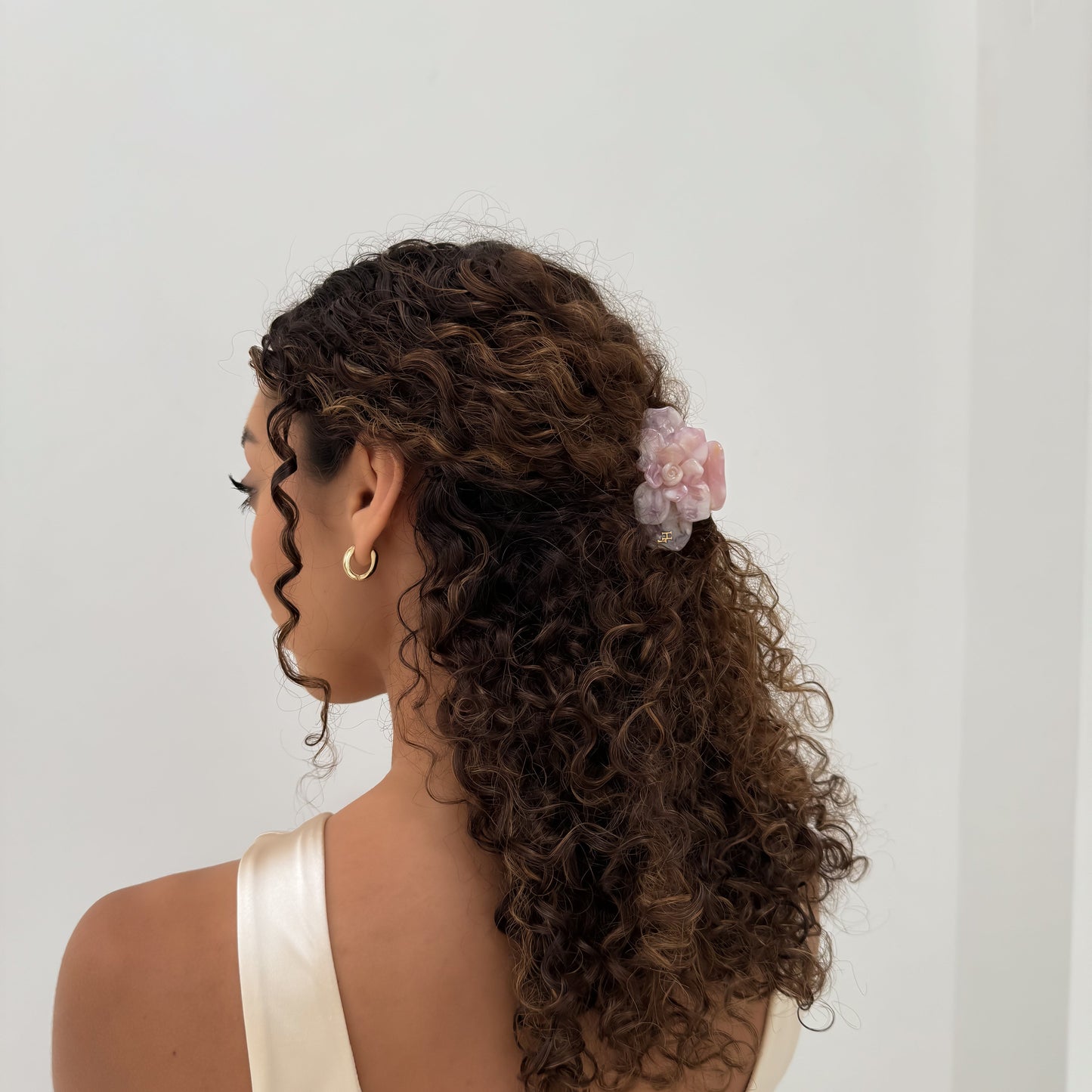 Acetate Magnolia Claw- Sweetheart-1