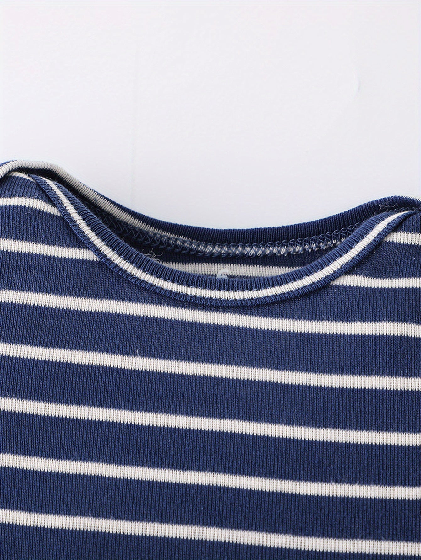 Five-piece Set of Infant and Toddler Short Sleeve Triangle Onesies