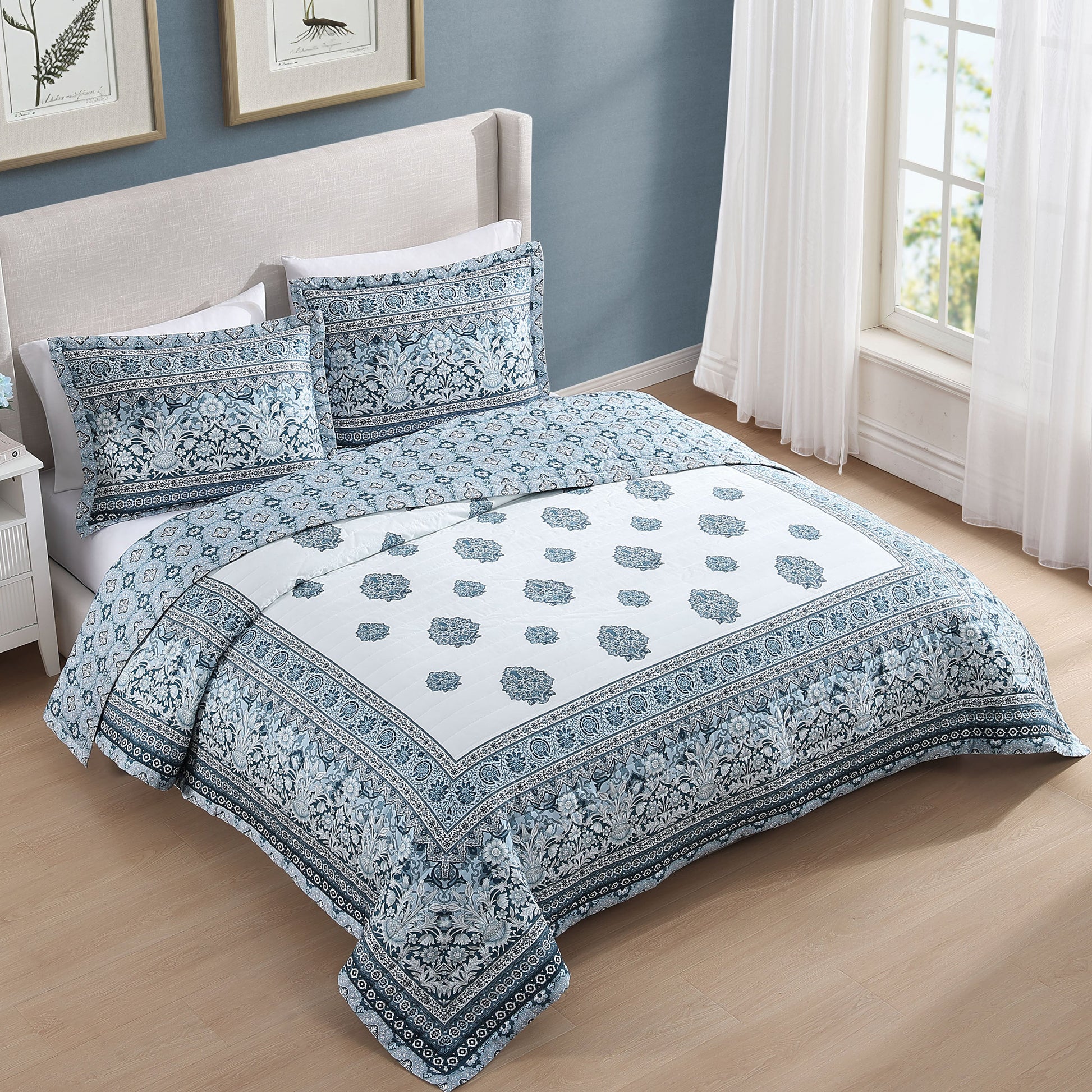 Bebejan Aquamarine Medallion 3 Piece Reversible Quilted Coverlet Set-4