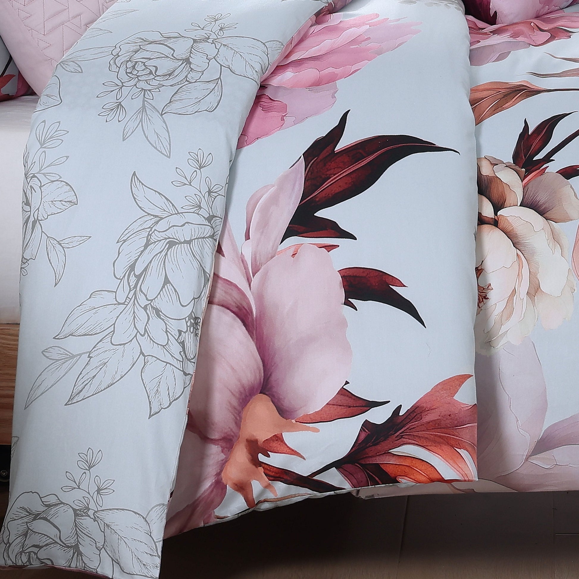 Bebejan Blooming Peonies 5 Piece Reversible Comforter Set-3