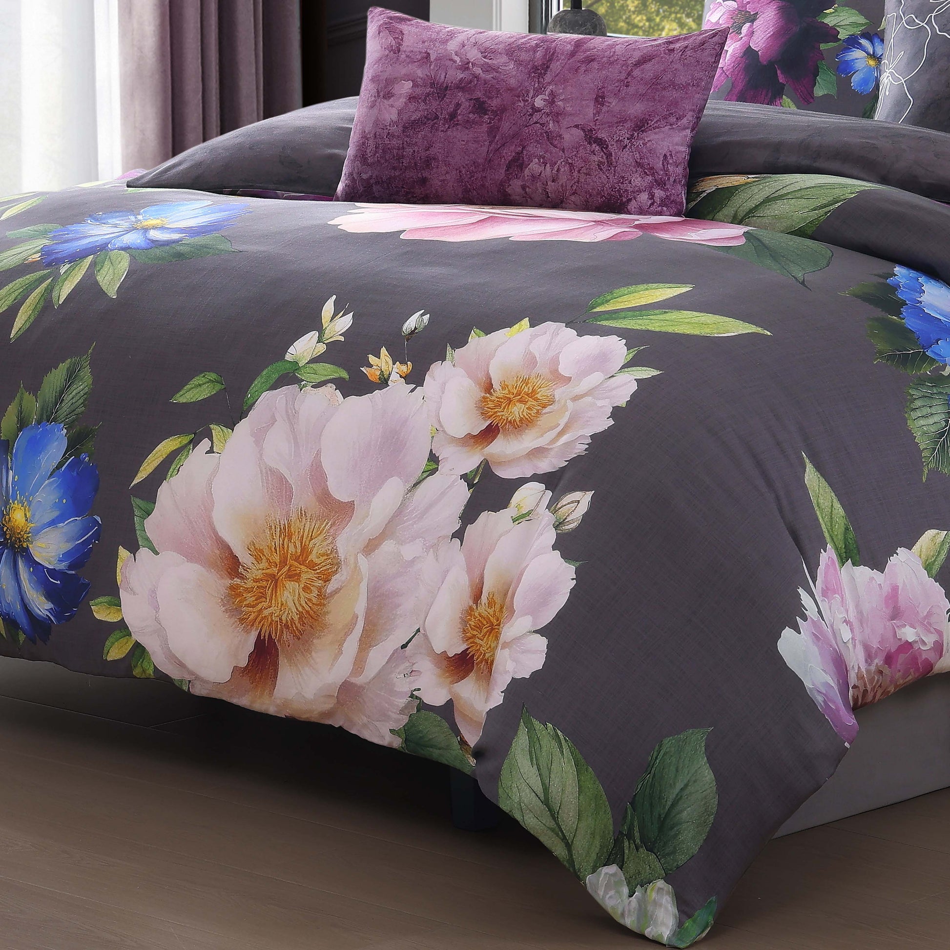 Bebejan Elegant Blossoms 5 Piece Reversible Comforter Set-3