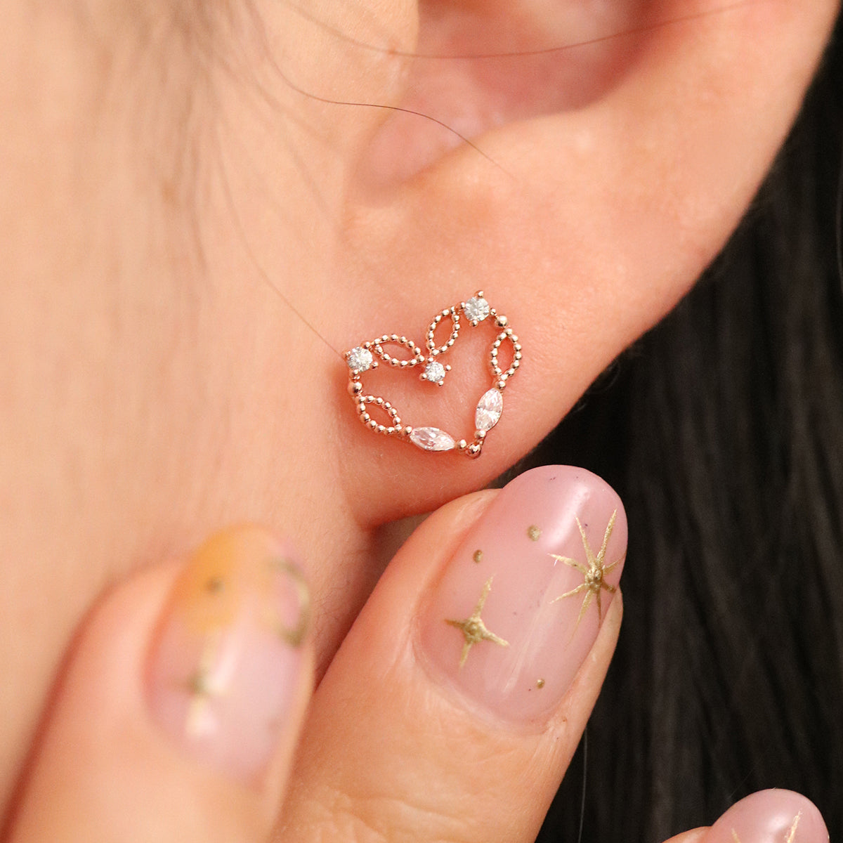 Cubic angled heart earrings-3