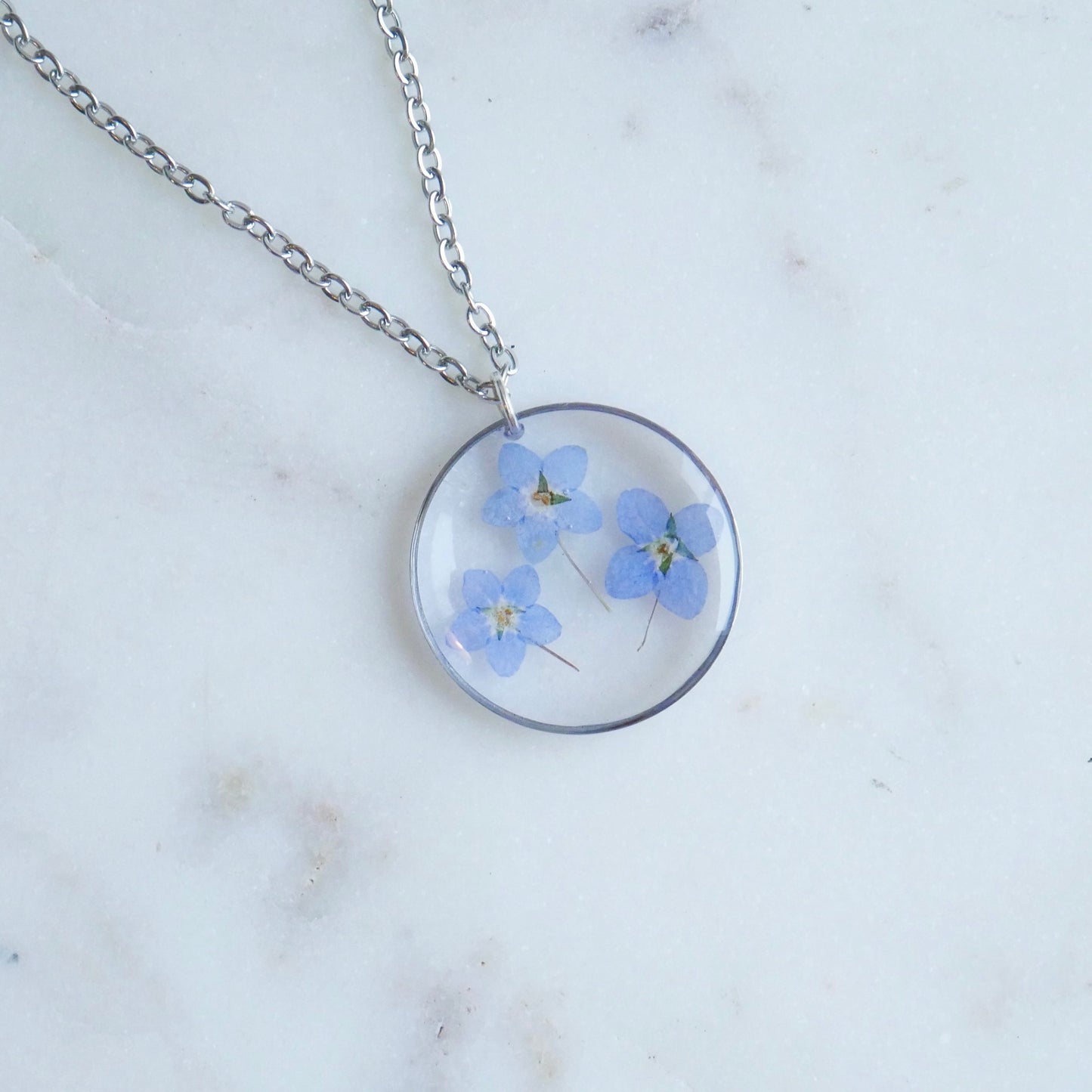 Collier Couronne trios Myosotis - rond (grand)
