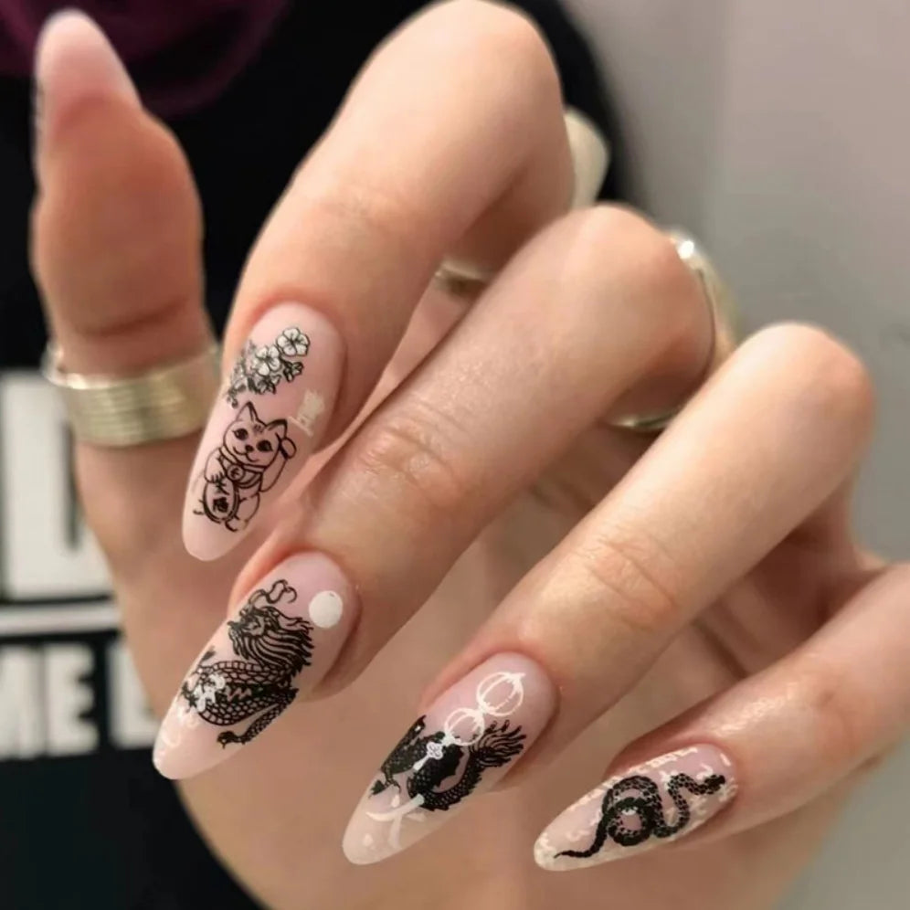 Glamorous Black Almond Stiletto Nails-3