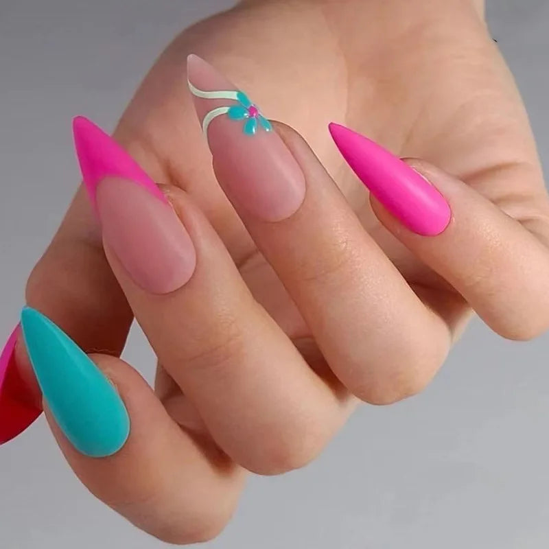 Glamorous Black Almond Stiletto Nails-19