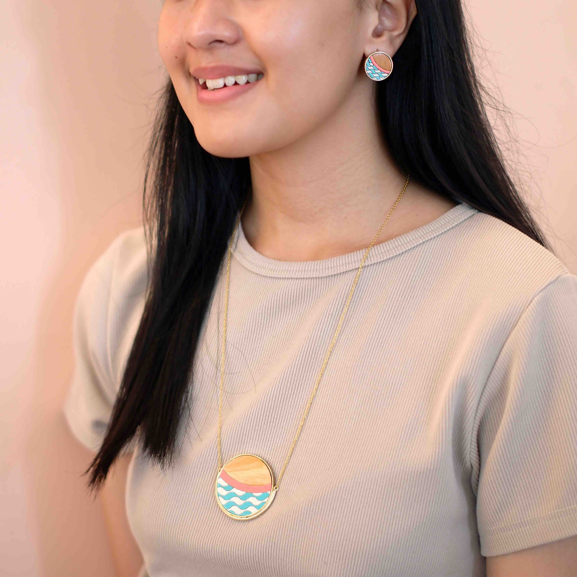 Island Recycled Wood Gold Necklace-3
