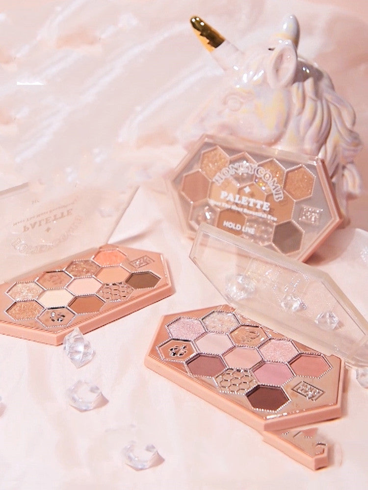 Matte and Glitter Eyeshadow Palette-4