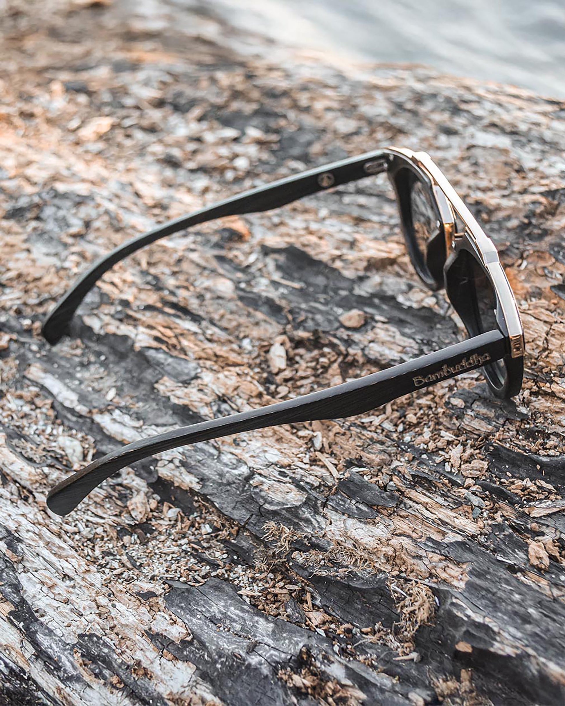 Onyx | Polarized Bamboo Sunglasses-3