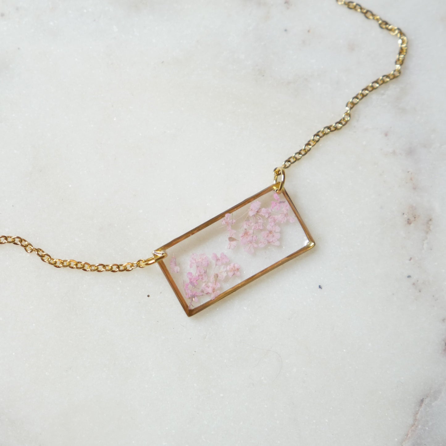 Collier Estelle rose - rectangle( moyen)