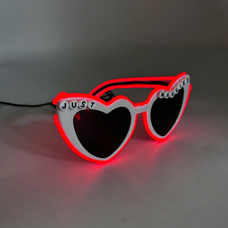 LED Just Married Glasses Wedding Bride To Be Surprise Gift Couple Glasses Souvenirs Glowing Heart Glasses Married Sunglasses