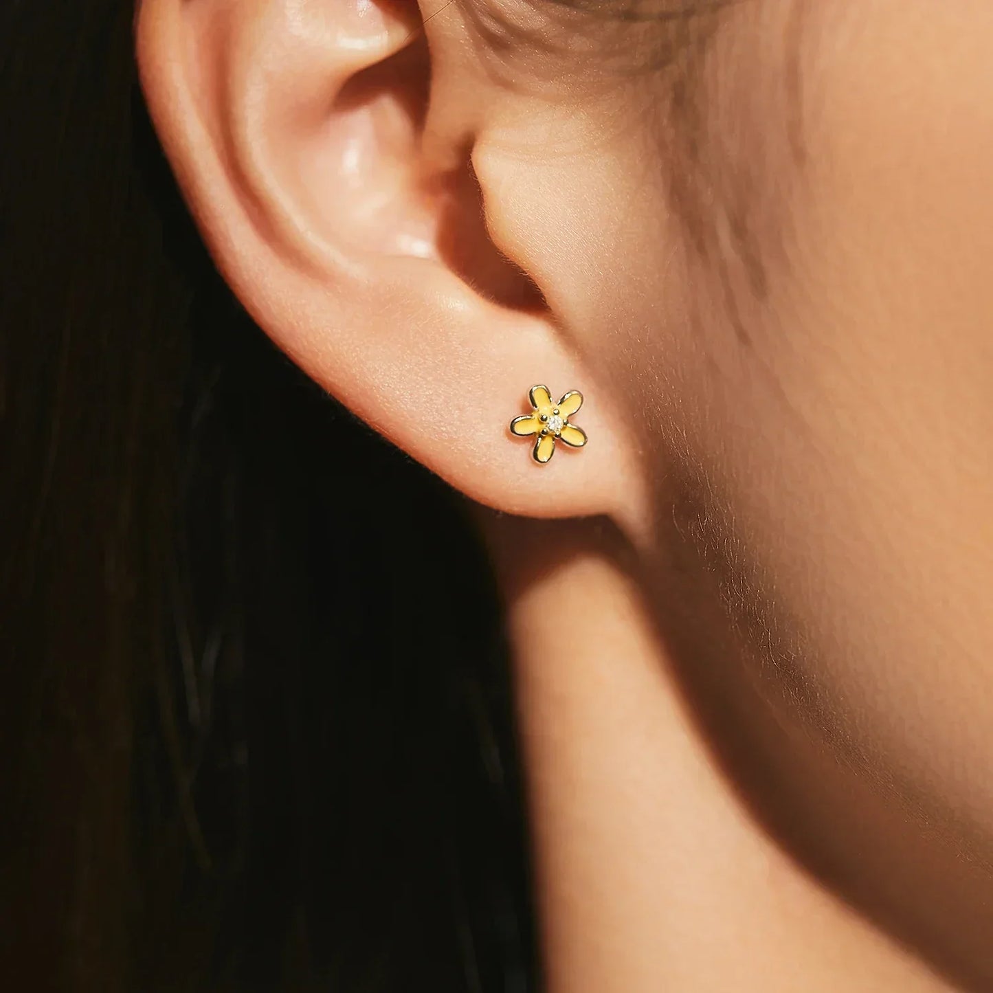 925 Sterling Silver Colorful Enamel Flower Stud Earrings - Minimalist & Cute