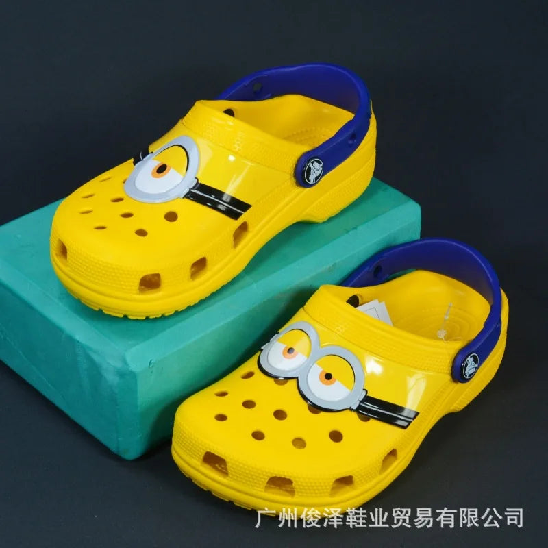 New Authentic Cartoon Characters Around Sandals Slippers Beach Shoes Super Light Soft Sole Eva Material Non-Slip Boys And Girls