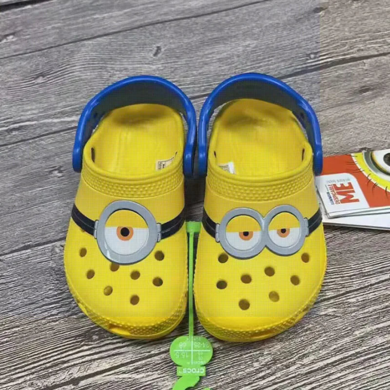 New Authentic Cartoon Characters Around Sandals Slippers Beach Shoes Super Light Soft Sole Eva Material Non-Slip Boys And Girls