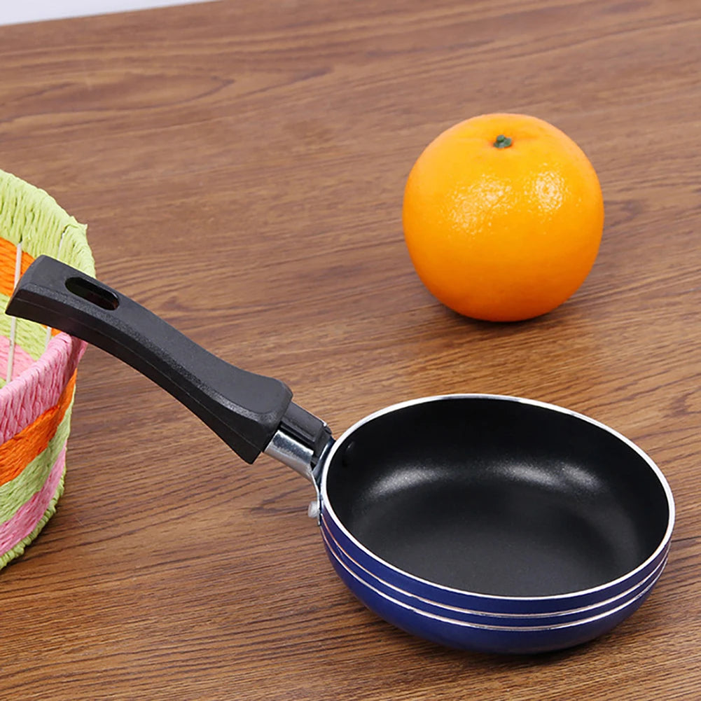 1 Pcs Frying Pan 18CM Frying Pan Non-Stick Steel Frypan Pot Saucepan Random Color For Cookware Kitchen Dining Bar