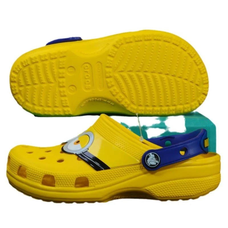 New Authentic Cartoon Characters Around Sandals Slippers Beach Shoes Super Light Soft Sole Eva Material Non-Slip Boys And Girls