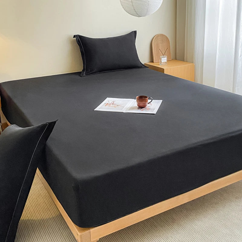New Pre-Washed Fitted Sheet 1Piece- Classic Plaid Design, Ultra-Soft Microfiber Fabric, Breathable Mattress Cover -Easy Care