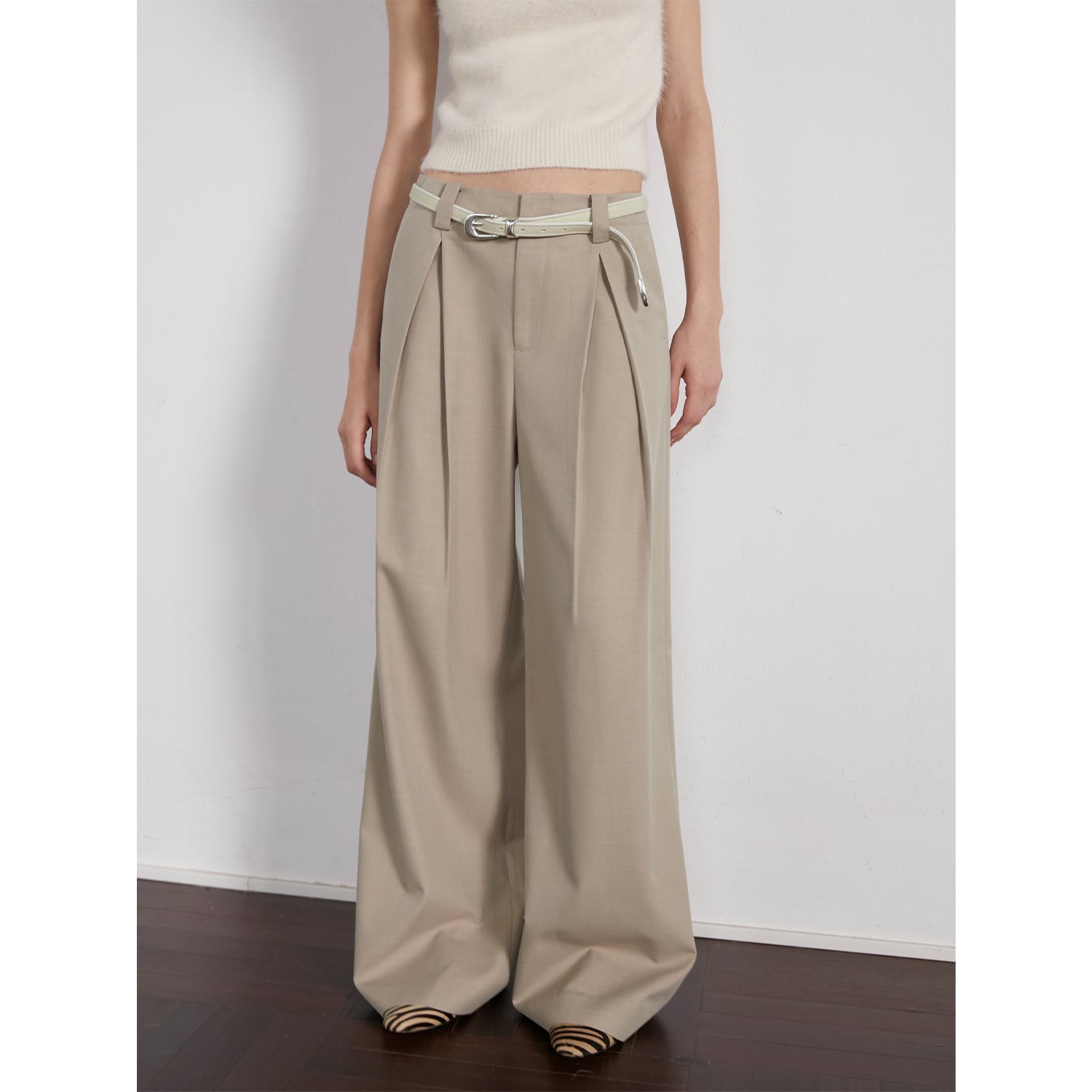 “Street Sketch”Fine-Spun Wool Fashion, Waistless Pleated Loose-Fitting Straight-Leg and Wide-Leg Casual Trousers for Women-5