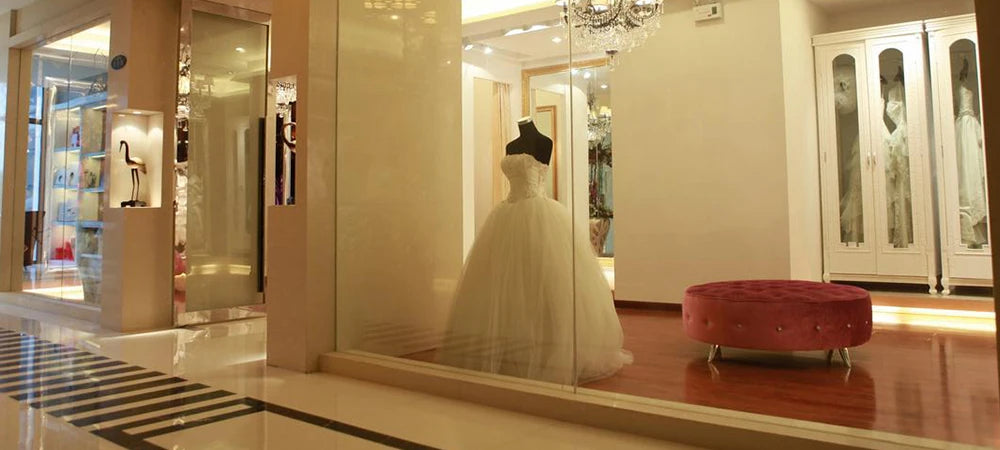 Modern Wedding Dresses Elegant Bridal Gowns Lace Tiered Modest Robes Full Sleeves Sweep Train Vestidos De Novia Customized 2025