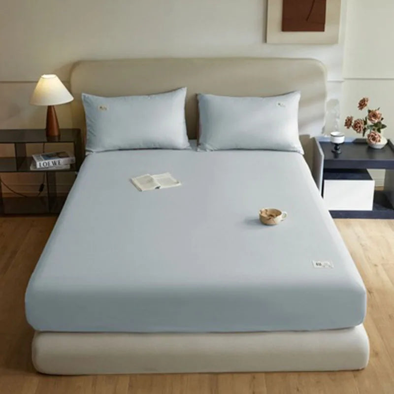 Pure Cotton Solid Anti-Slip Fitted Sheet European Skin-Friendly Mattress Protector for Bedroom Soft Dust Cover for All Seasons