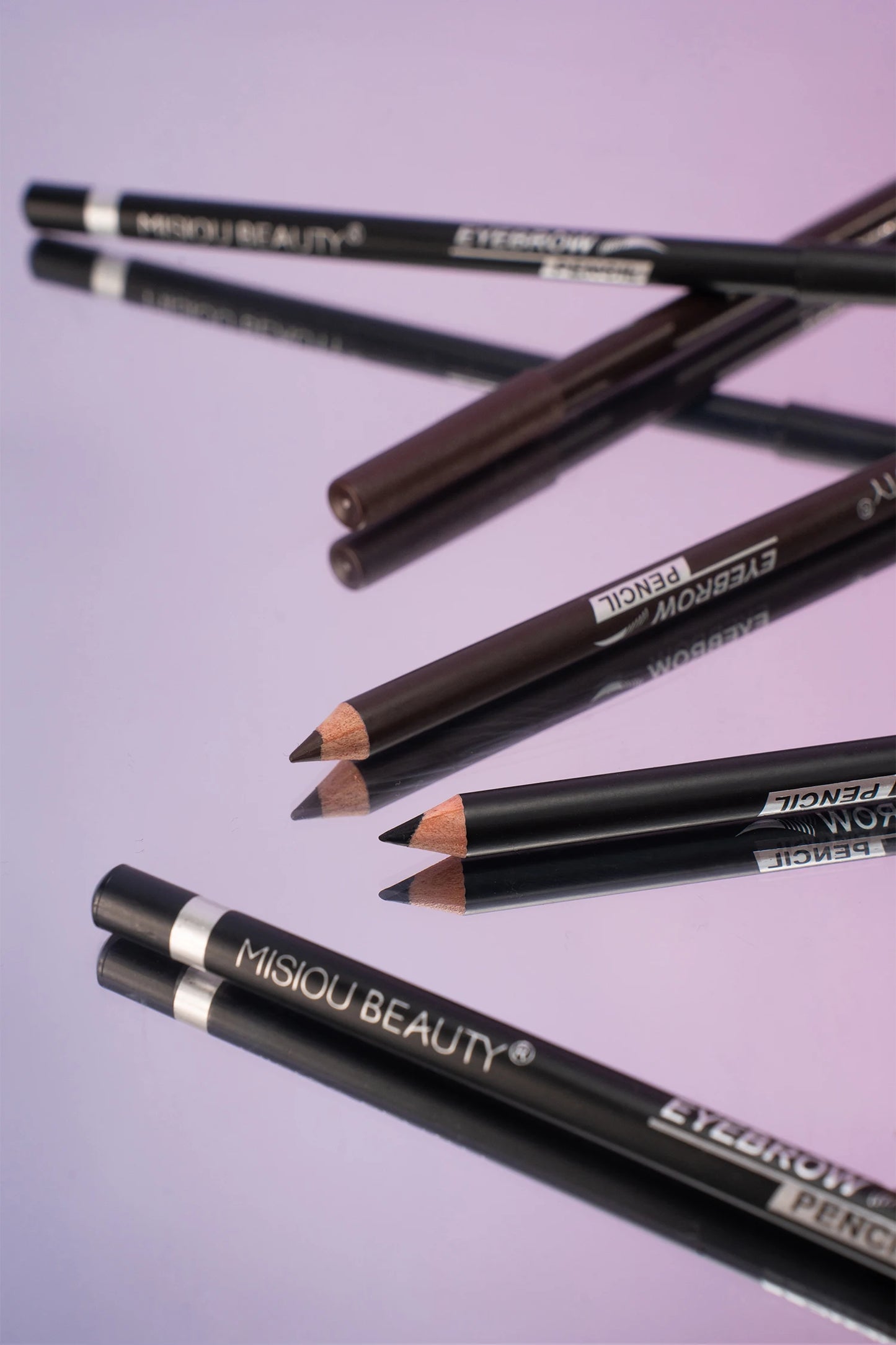 2 Colors Long Lasting Eyebrow PencilWaterproof and SweatproofNot easily smudgedWild EyebrowWooden Hard Core Eyebrow Pencil