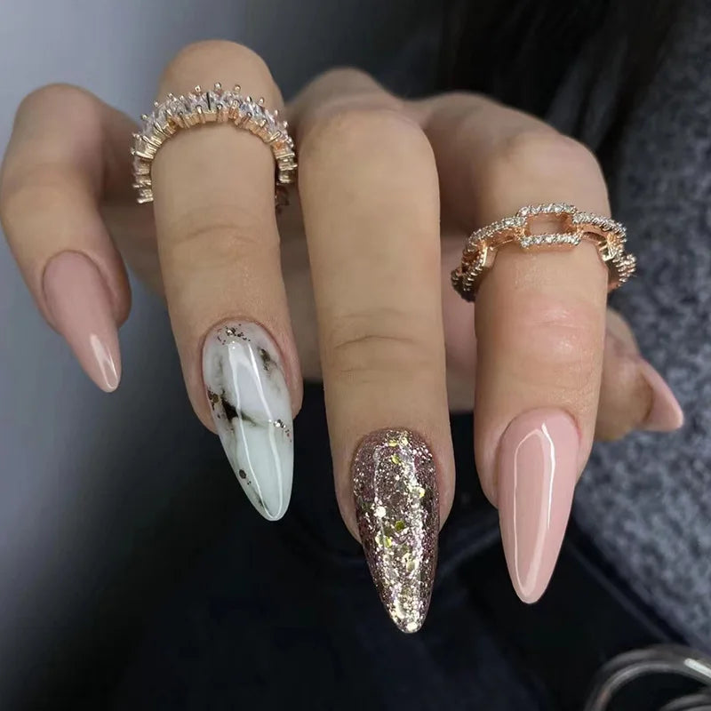 Glamorous Black Almond Stiletto Nails-37