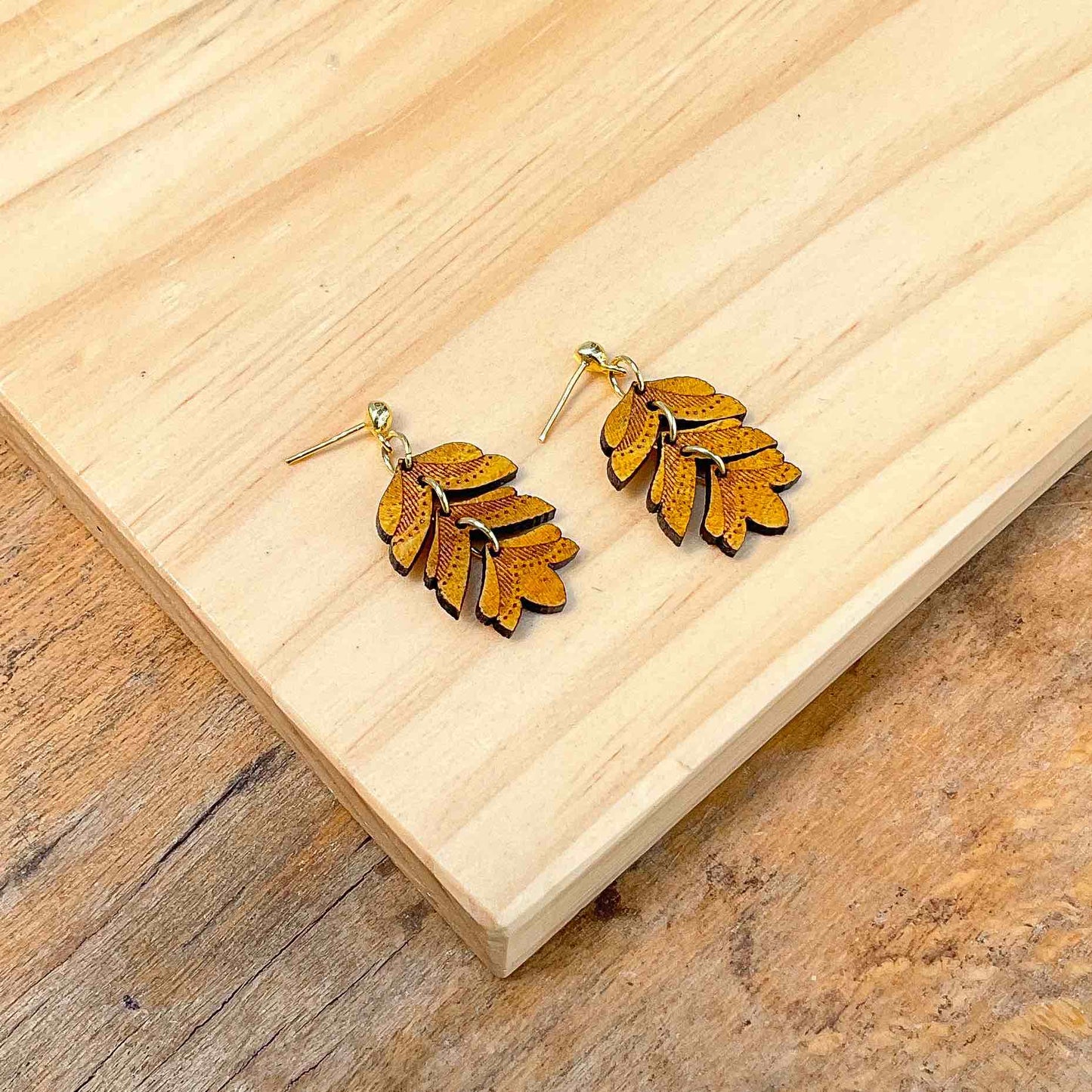 Uler-Uleran Recycled Wood Earrings-3
