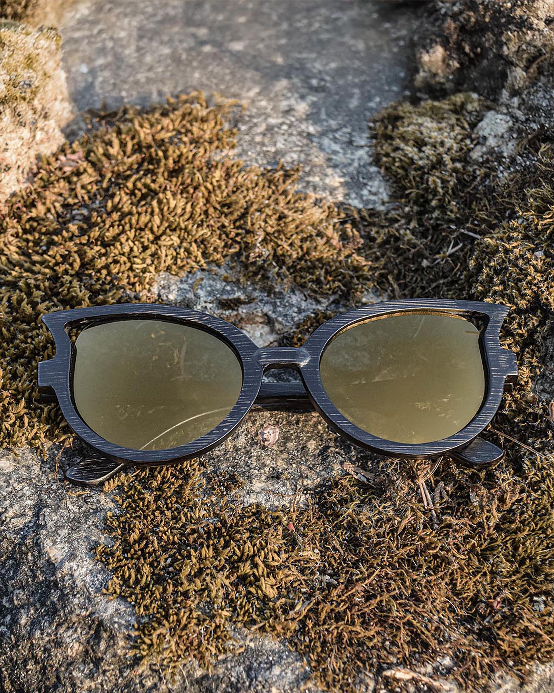 Unicornio | Polarized Bamboo Sunglasses-2