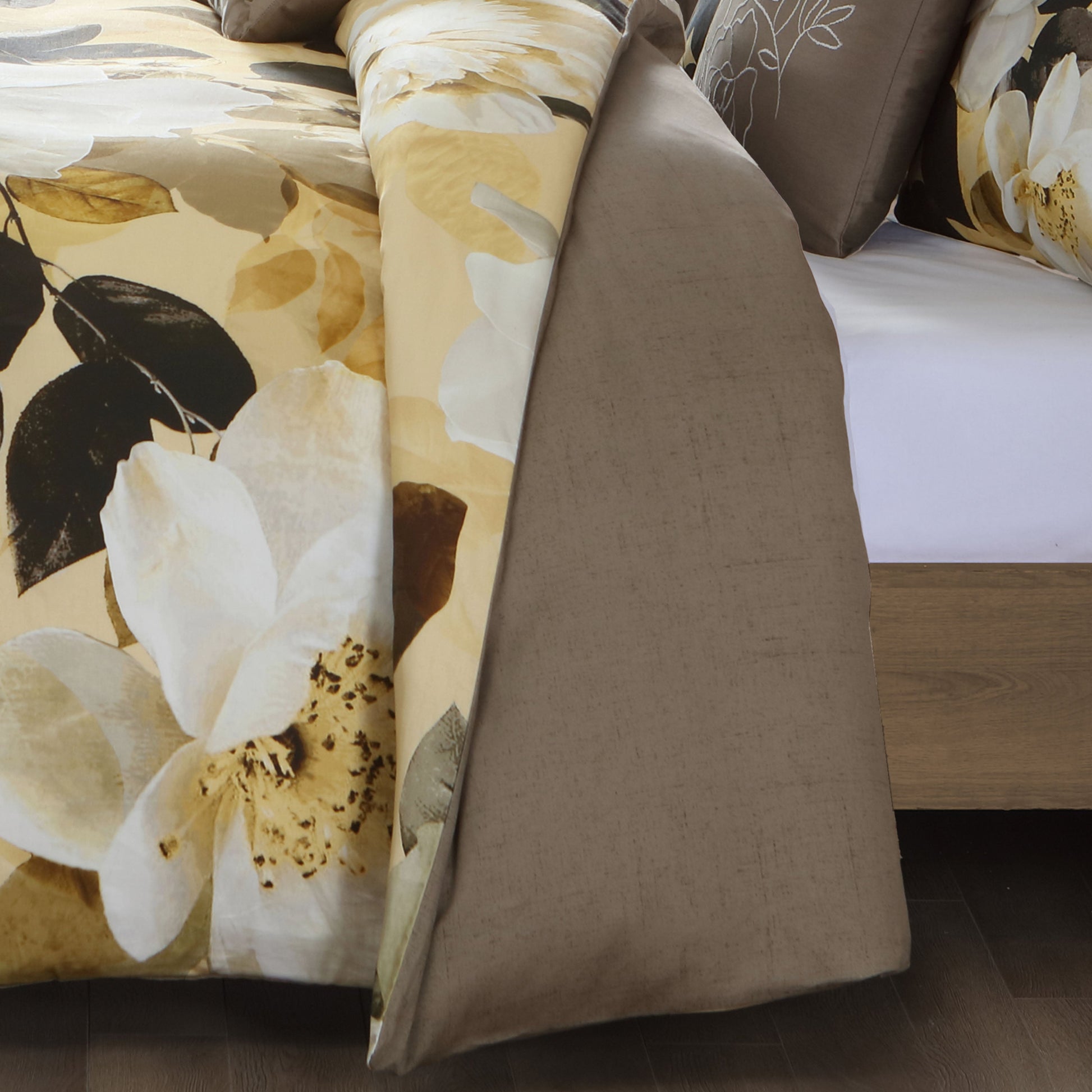 Bebejan Zayra 5 Piece Reversible Comforter Set-3