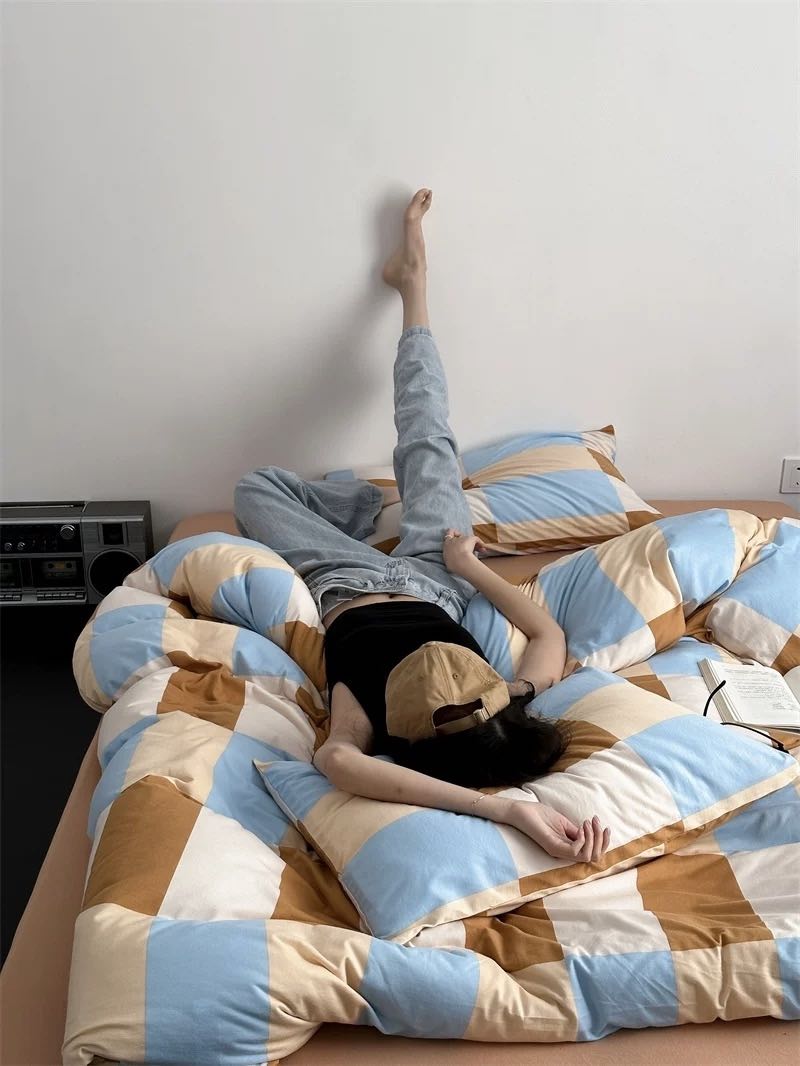 Dopamine Checker Queen Duvet Cover Set With Pillowcases & Fitted Sheet-2