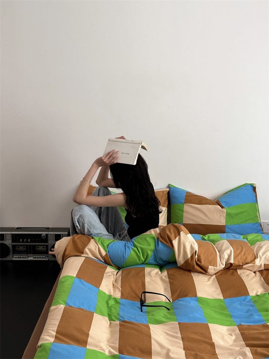 Dopamine Checker Queen Duvet Cover Set With Pillowcases & Fitted Sheet-0