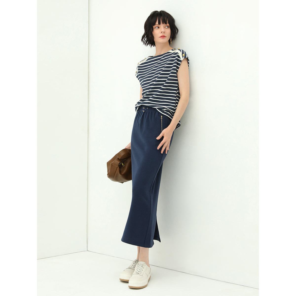 Elastic Drawcord Back-Slit Navy Skirt-1