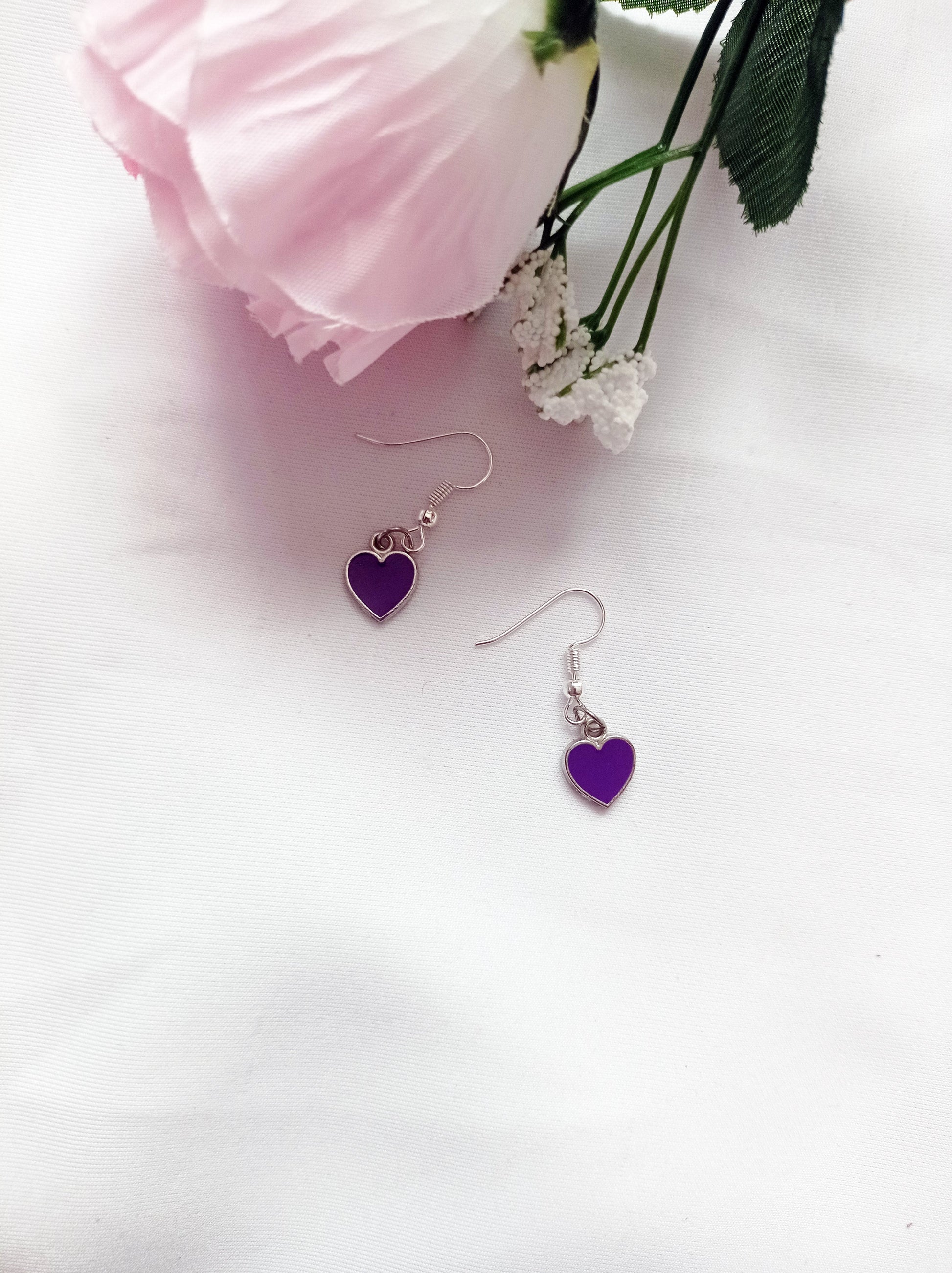 Purple Wisdom Hearts Earrings, Playing Cards inspired Queen of Hearts | by lovedbynlanla-1