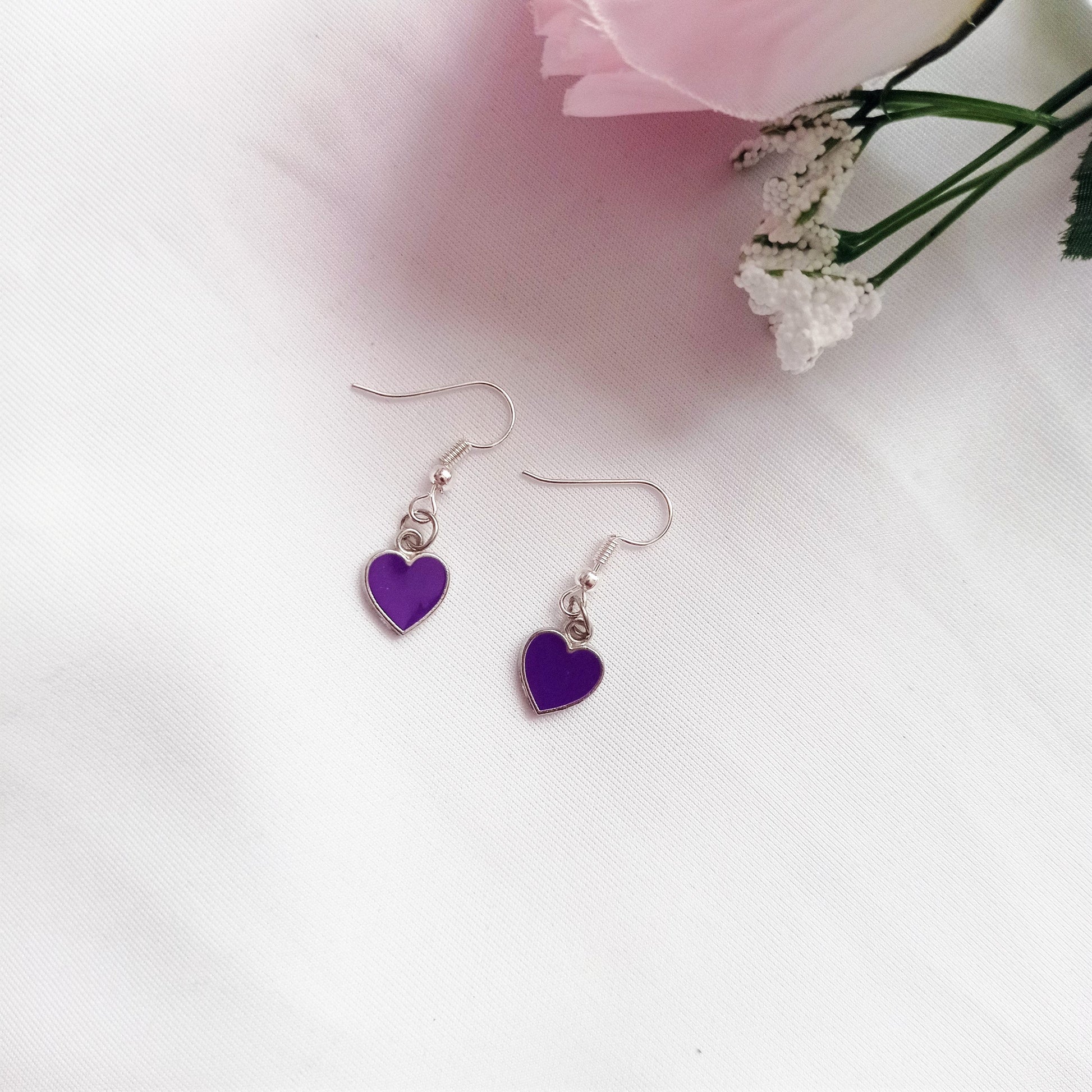 Purple Wisdom Hearts Earrings, Playing Cards inspired Queen of Hearts | by lovedbynlanla-2