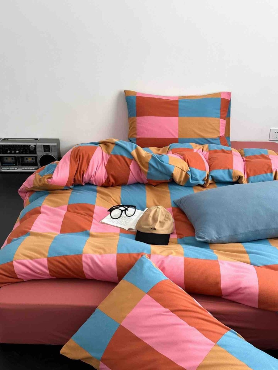 Rainbow Checker Queen Duvet Cover Set With Pillowcases & Fitted Sheet-1