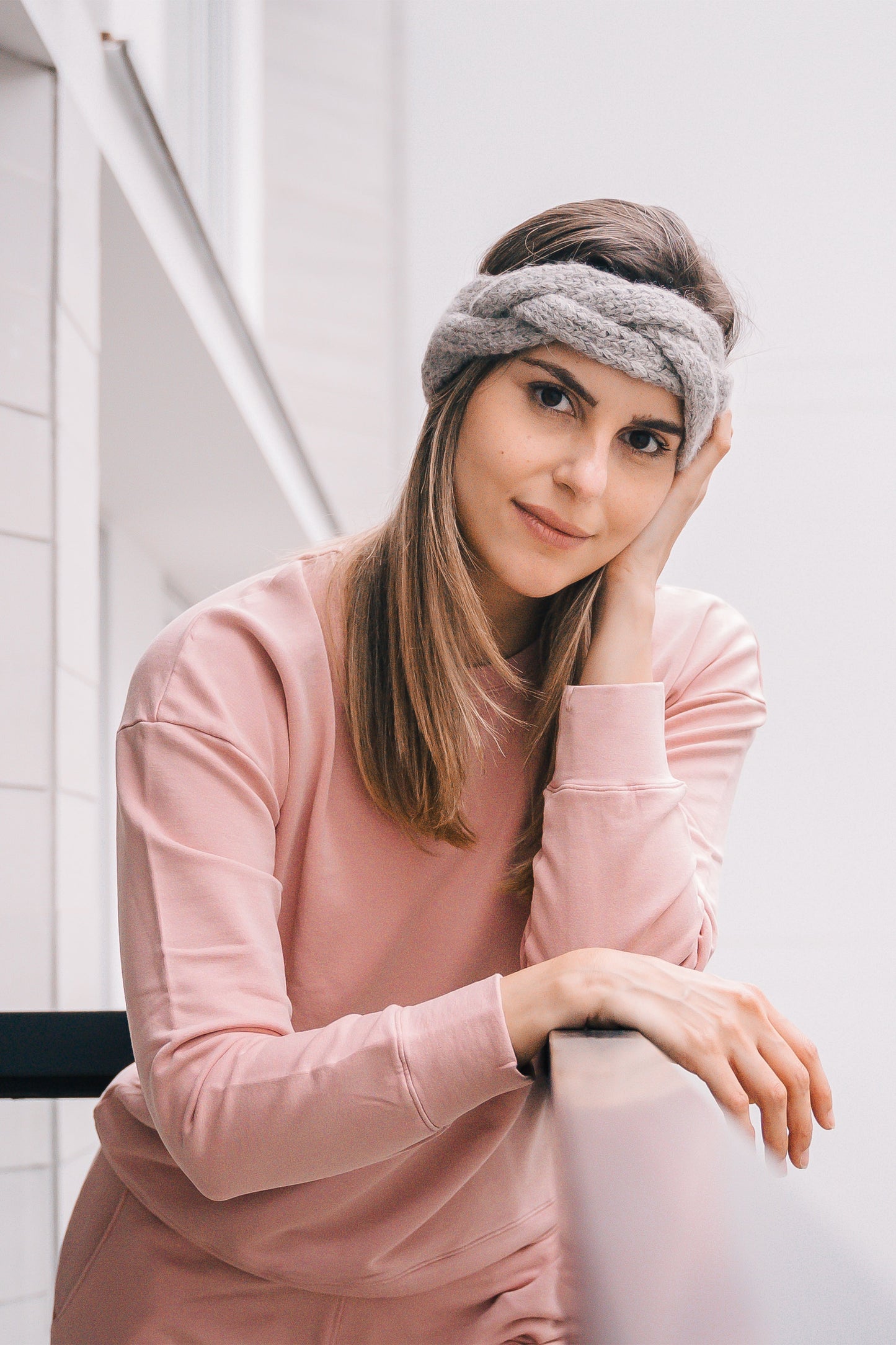 Cotton Clouds Sweatshirt - Pale Rose-2